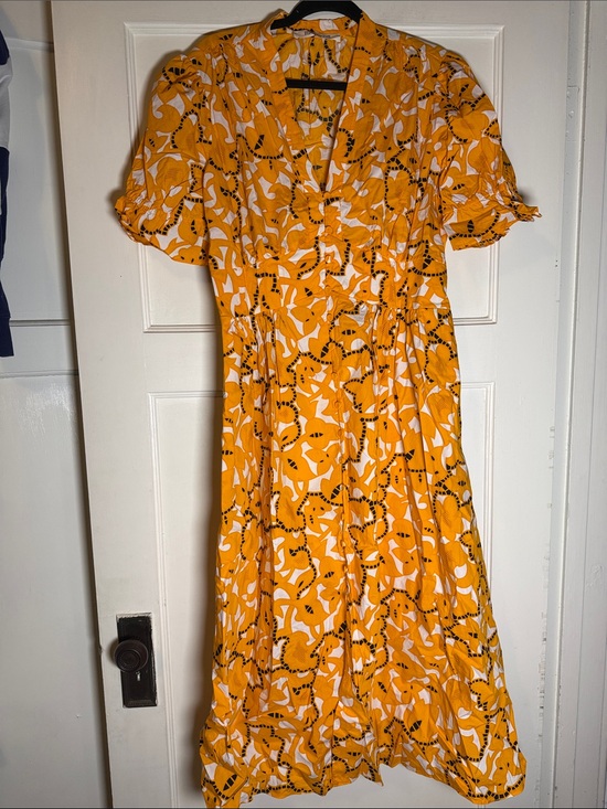 Diane Von Furstenberg Dresses & Skirts - DVF Diane Von Furstenberg Leylani Dress Marigold and White Midi Dress